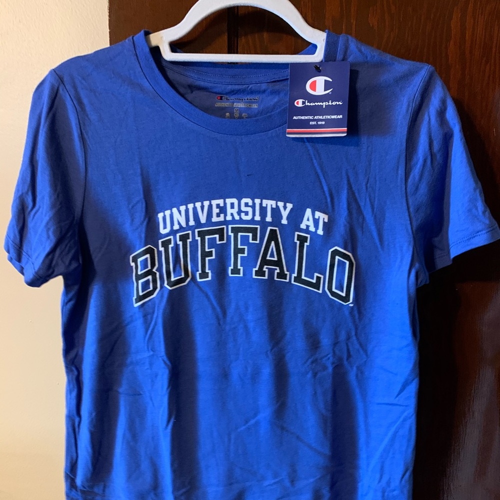 UB short sleeve tee shirt NWT